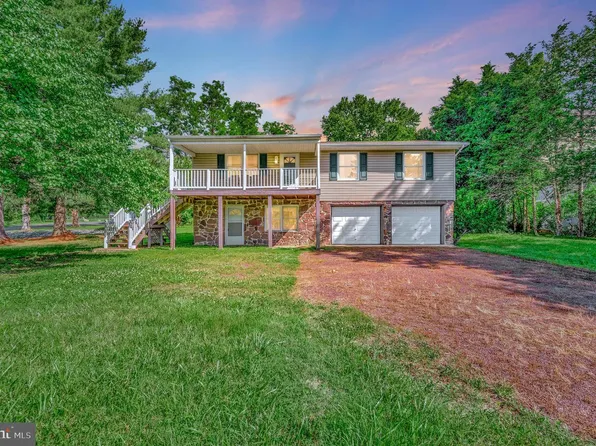 1406 Lakeview Pkwy, Locust Grove, VA 22508