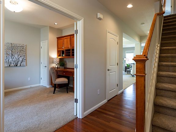 2nd image of 15955 SE Chardonnay Ct