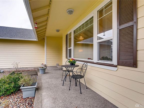 3rd image of 16017 132nd Avenue Ct E