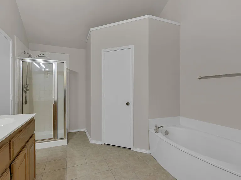 2140 Teal Ct — Photo 22