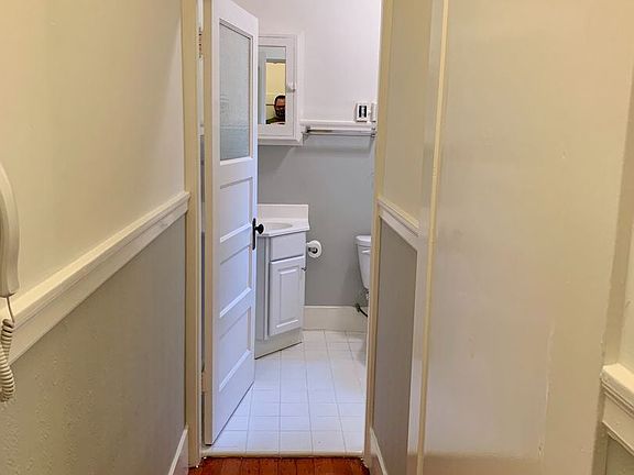 4th image of 3909 17th St APT 8