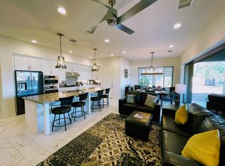 201 Retreat Cir, Palm Desert, CA 92211