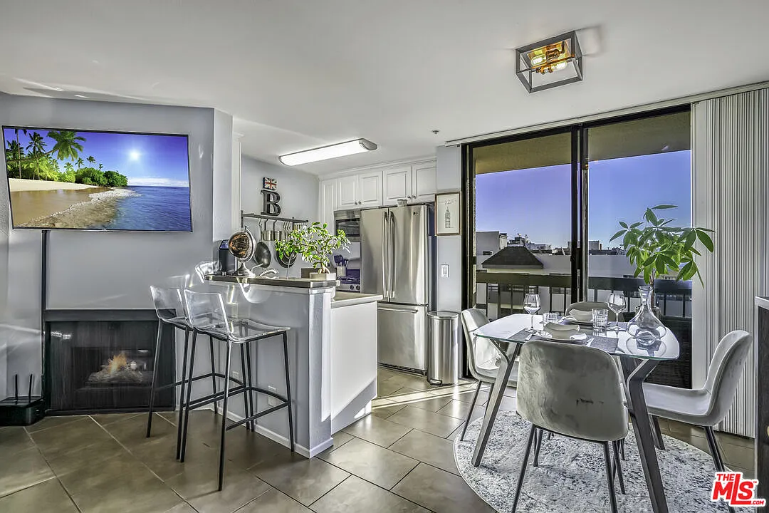 1 bed, 1.0 bath, 550 sqft, $2,550 — Photo 1