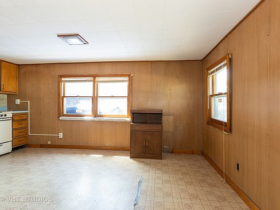5th image of 1800 1/2 Copperfield Ave