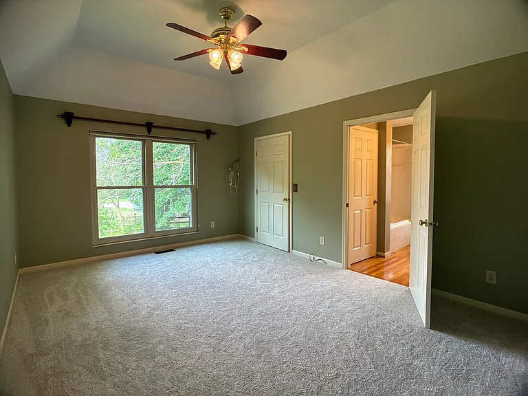 6400 Belmont Park Ct — Photo 12