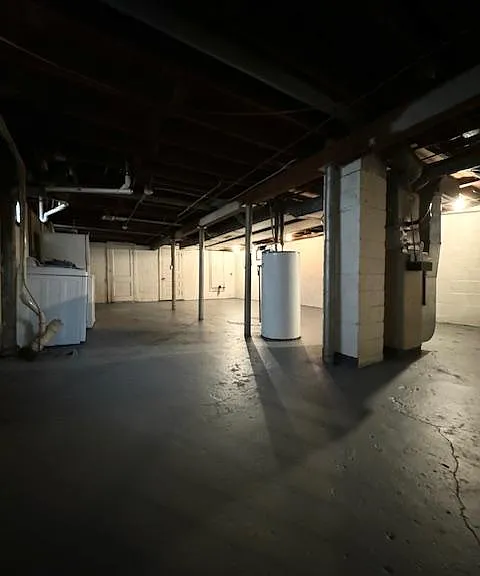 1023 National Ave — Photo 11