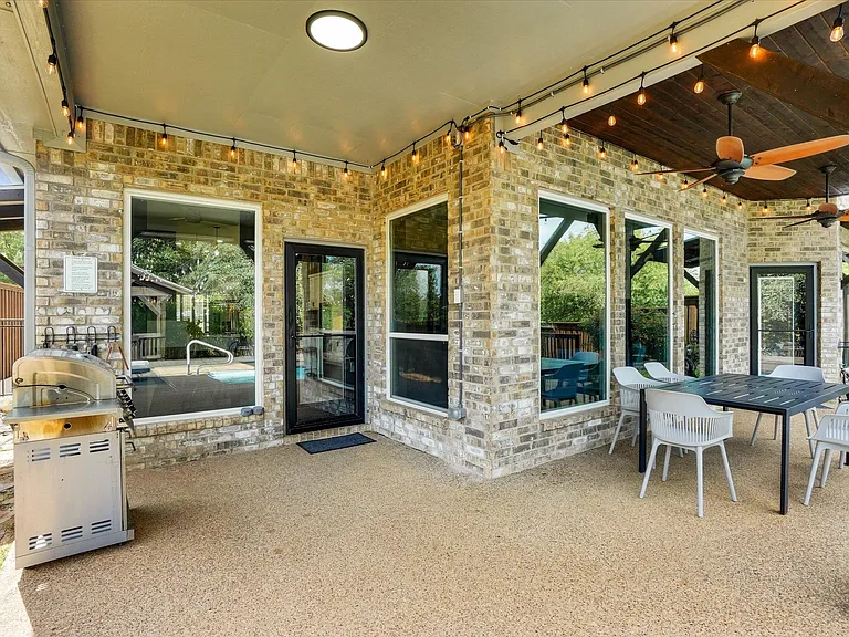 2305 Clearview Ct — Photo 39