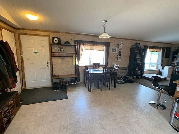 4th image of 5512 Pine Cres