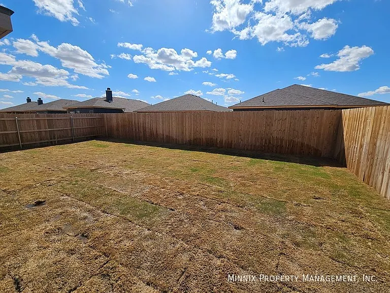 2622 Tiffin Ave — Photo 20