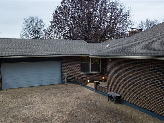 5th image of 25311 Lone Pine Dr