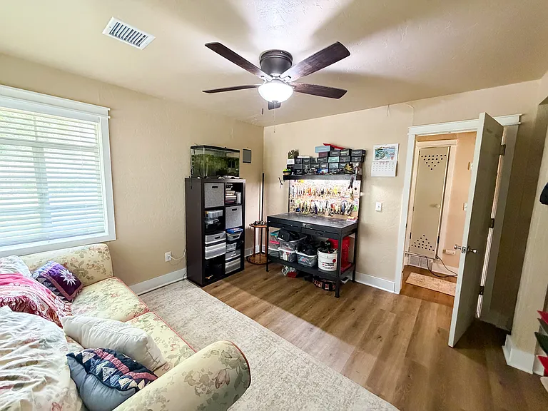 1516 Andover Ct — Photo 17