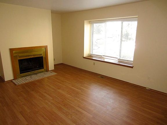 3rd image of 3050 Carly Ct #1