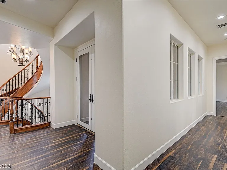 8490 Via De Bellasidra Ct — Photo 40