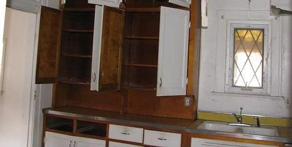 4th image of 1924 S 22nd Ave #1