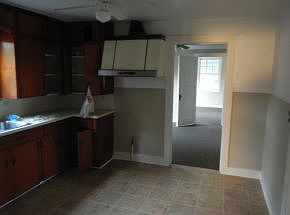 5th image of 405 Dayton St