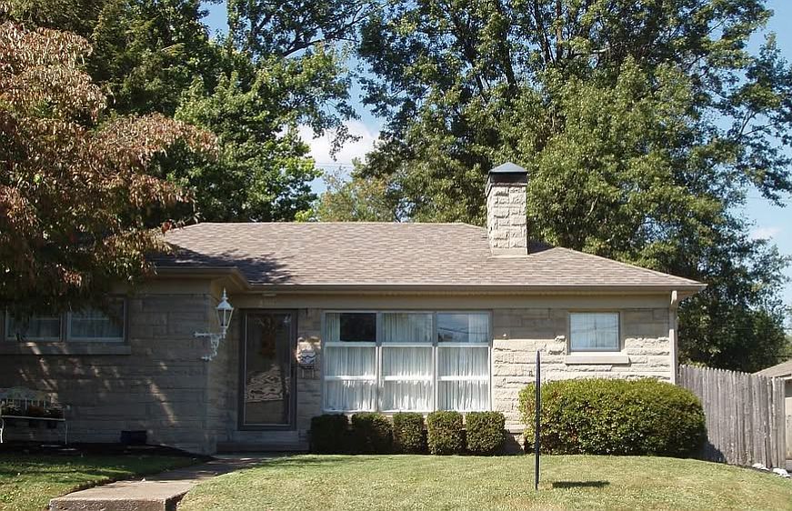 1st image of 2301 Maplewood Dr