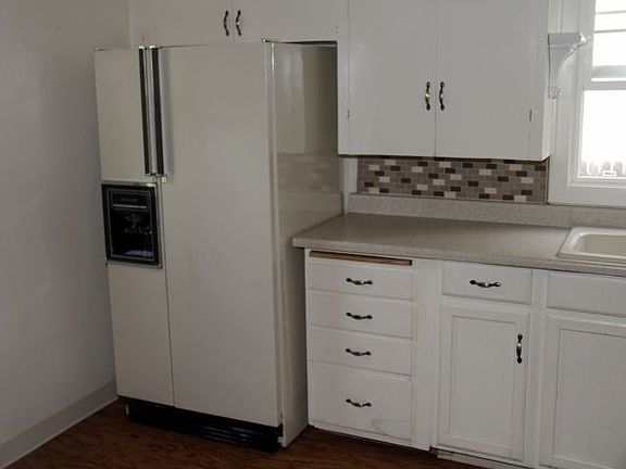2nd image of 1116 Yale Ave