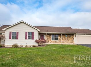 1004 Bonair Dr, Williamsport, PA 17701