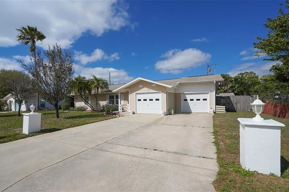 1st image of 515 67th Avenue Dr W