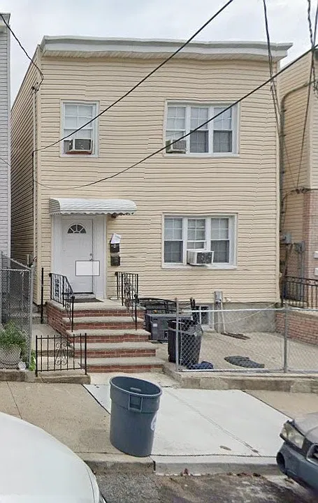6212 Newkirk Ave