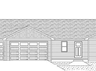 534 Riverview Dr, Berlin, WI