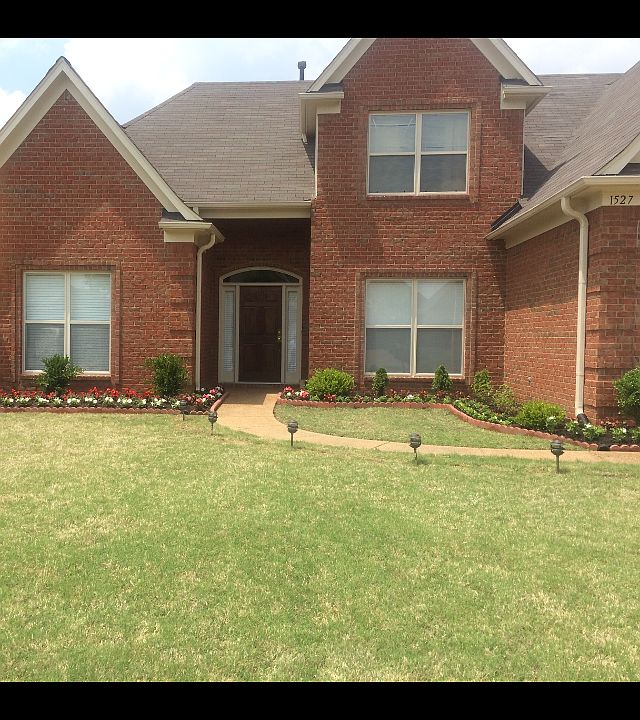 1st image of 1527 Far Dr