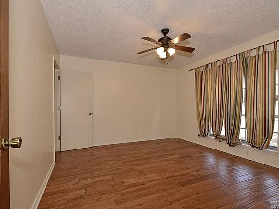 Formal Dining or Den