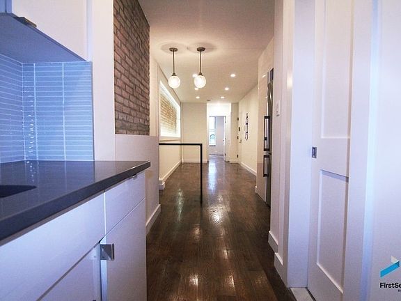 3rd image of 209 E 5th St APT 2