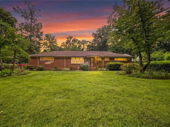 5501 Gara Rd, Virginia Beach, VA 23464