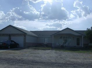 101 Sharecropper Rd, Holcomb, KS 67851