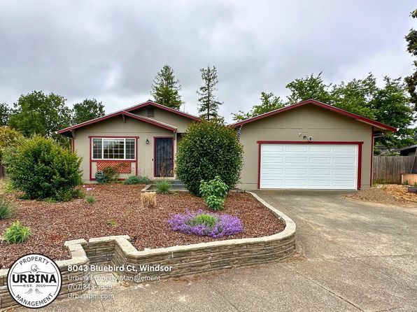 8043 Bluebird Ct