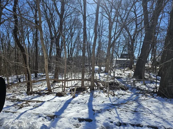 9 & 13 Elton St, Worcester, MA 01604