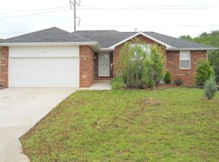 245 W Mazzy Dr, Springfield, MO 65803