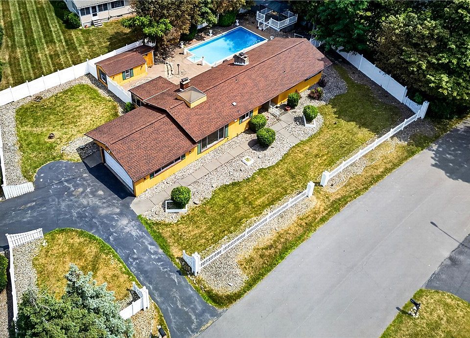 1st image of 101 Andrews Rd
