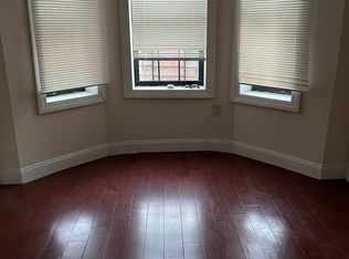 385 E 184th St #2F, Bronx, NY 10458