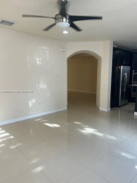4 bed, 2650 sqft, $5,000 — Photo 4