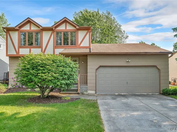 47 Brian Ave, Williamsville, NY 14221