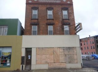 29 Pratt St, Meriden, CT 06450