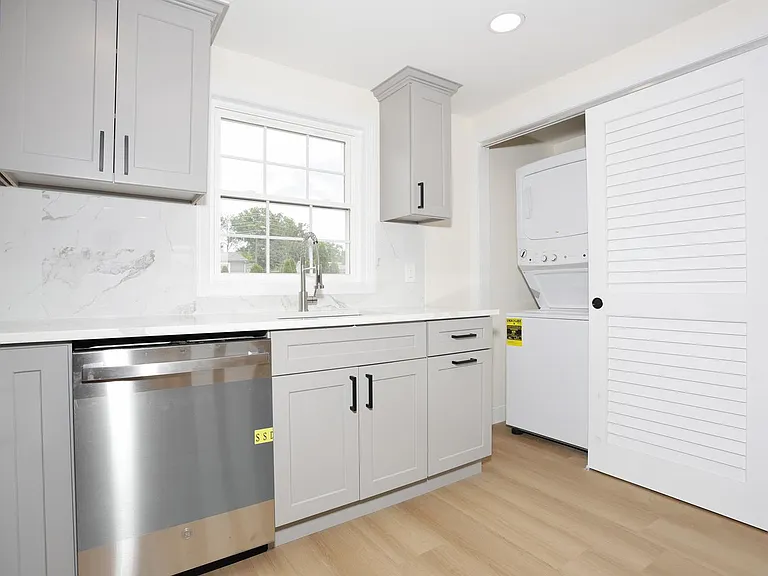 22 Falmouth Ave #2 — Photo 8