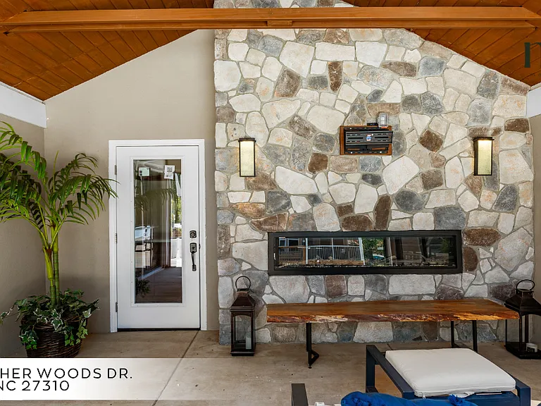 4660 Thatcher Woods Dr — Photo 35