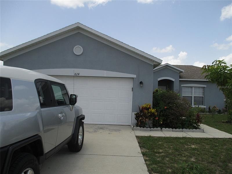 1st image of 824 Colville Dr