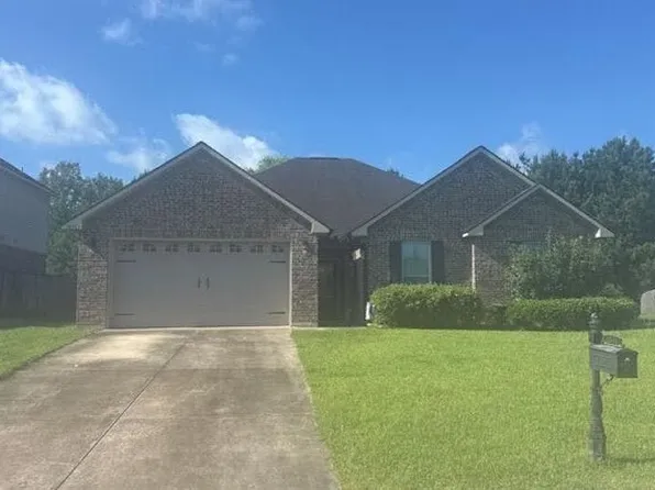 10582 Dodger Dr, Denham Springs, LA 70726