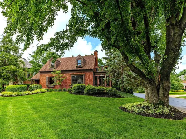 9844 Zig Zag Rd, Cincinnati, OH 45242