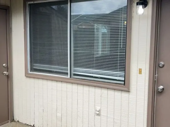 166 De Hague St #1-4, Medford, OR 97501