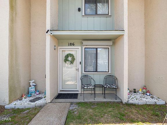4th image of 186 Robin Ln