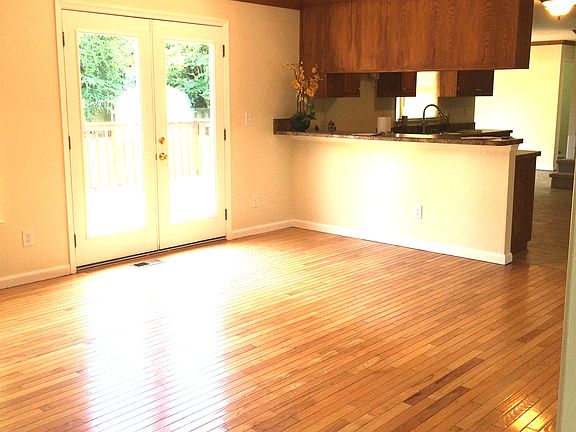 DEN FACING KITCHEN