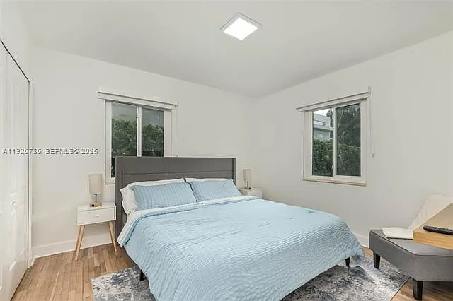 260 NE 46th St — Photo 22