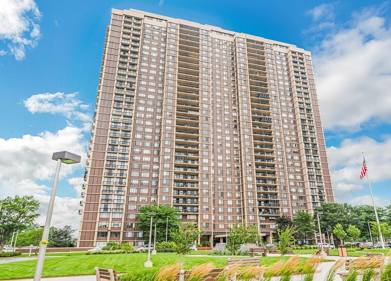 26910 Grand Central Parkway #2W