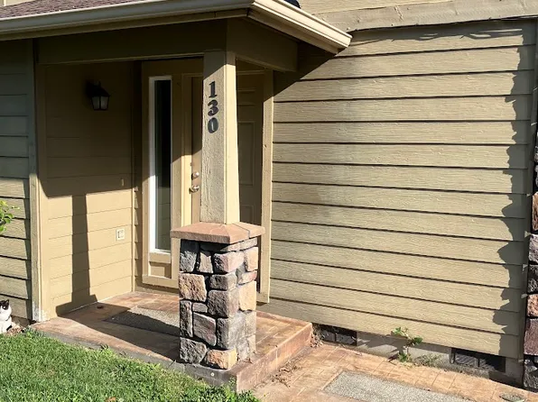 130 Kadee Ln #130, Grants Pass, OR 97527