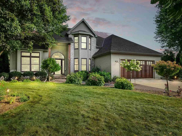 20 Glenwood Ct, Fond Du Lac, WI 54935